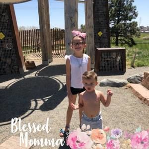 Meet your Posher, Elizabeth